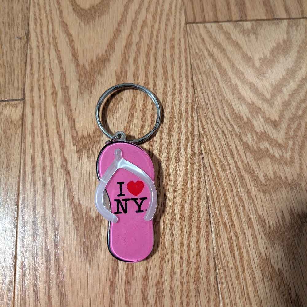 I love new york keychain